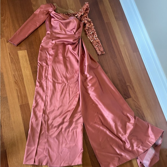 Prom dress size 8 - Picture 6 of 16